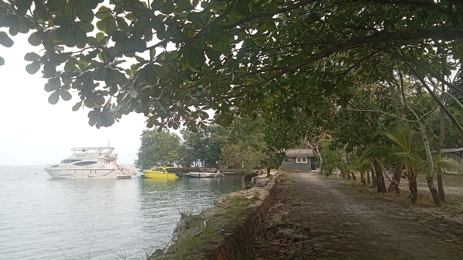Pantai Duta Wisata