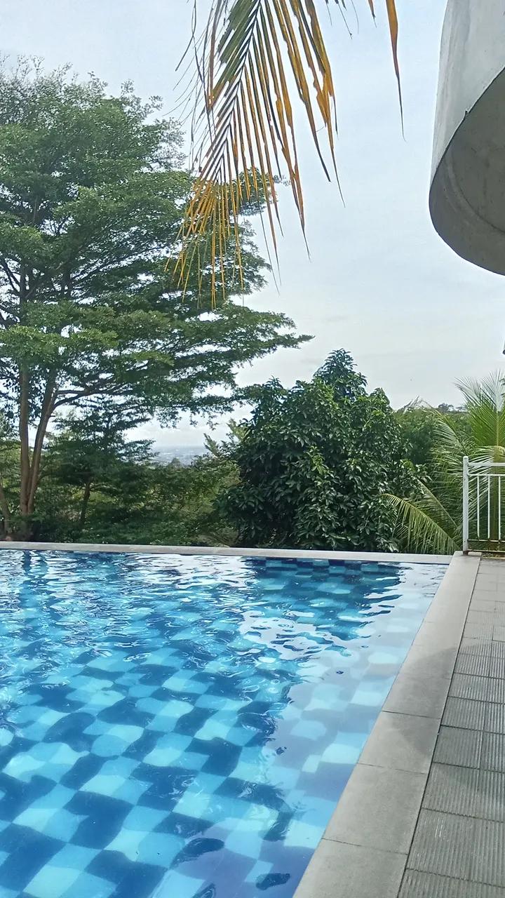 Kolam Renang Bukit Mas